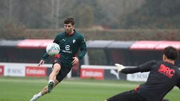 Milanello, il Milan al lavoro: tiri in porta e finalizzazioni