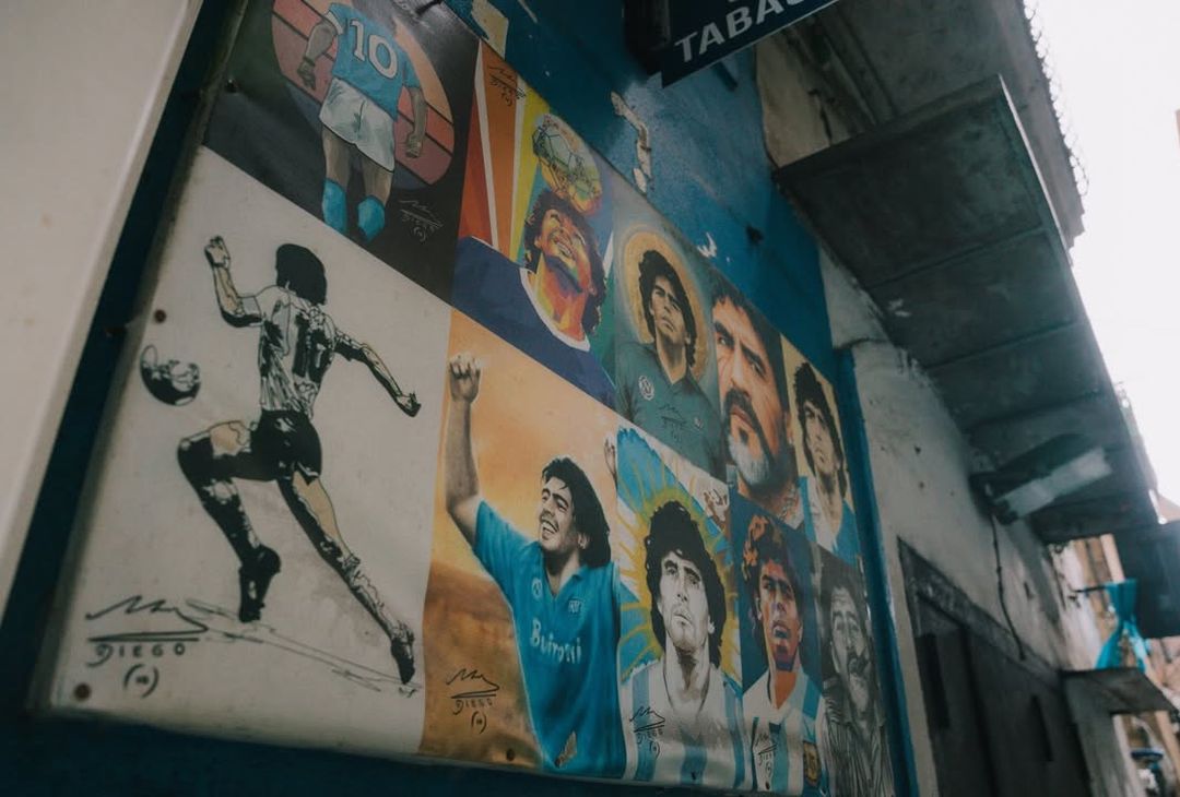 Il Chelsea si gode la bellezza di Napoli: scatti in giro per la città – LA GALLERY - immagine 4