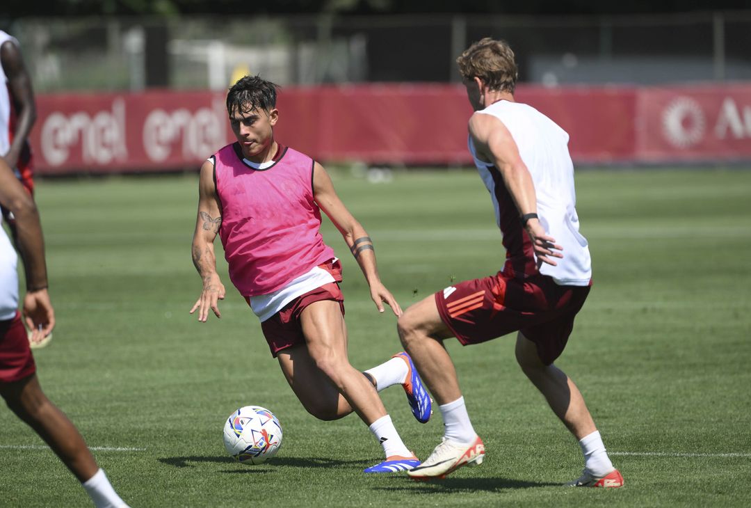 Roma, quinto giorno di ritiro a Trigoria – FOTO GALLERY - immagine 24