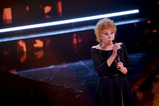 Su La7 stasera l’intervista inedita di Cazzullo ad Ornella Vanoni- immagine 2