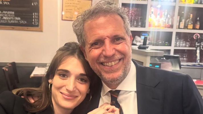 FOTO – Paratici si gode Firenze insieme a Pilar Fogliati: lo scatto social - immagine 1