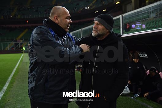 PALERMO, ITALY - FEBRUARY 27: Head coaches Bruno Tedino (L) of Palermo and Serse Cosmi of Ascoli look on during the Serie B match between US Citta di Palermo and Ascoli Picchio on February 27, 2018 in Palermo, Italy. (Photo by Tullio M. Puglia/Getty Images) Ascoli-Palermo, precedenti: quel 3-3 folle in C, blitz al Del Duca con Haas e Brunori- immagine 7