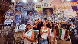 Politano e Spinazzola al murale di Maradona: maglia speciale per Matteo – GALLERY