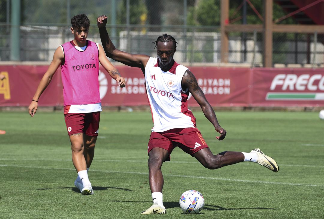 Roma, quinto giorno di ritiro a Trigoria – FOTO GALLERY - immagine 26