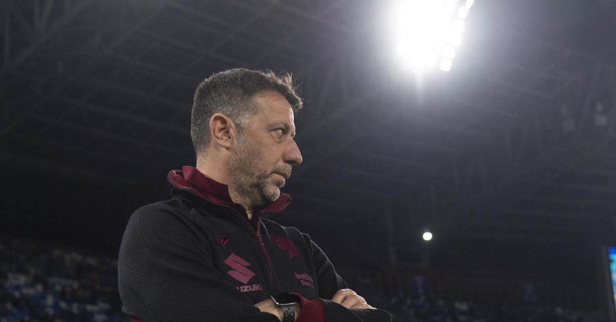 D'Aversa: "Abbiamo avuto occasioni come il Napoli, la differenza la fa la determinazione"