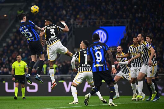 Bremer: “Mio padre era un grande fan di Brehme. Idoli? Lucio e Ronaldinho. Lo scudetto…”- immagine 3