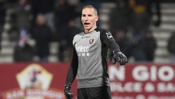 Cagliari, Radunovic: “Serie A difficile, voglio fare 16 clean sheet. Salvezza…”
