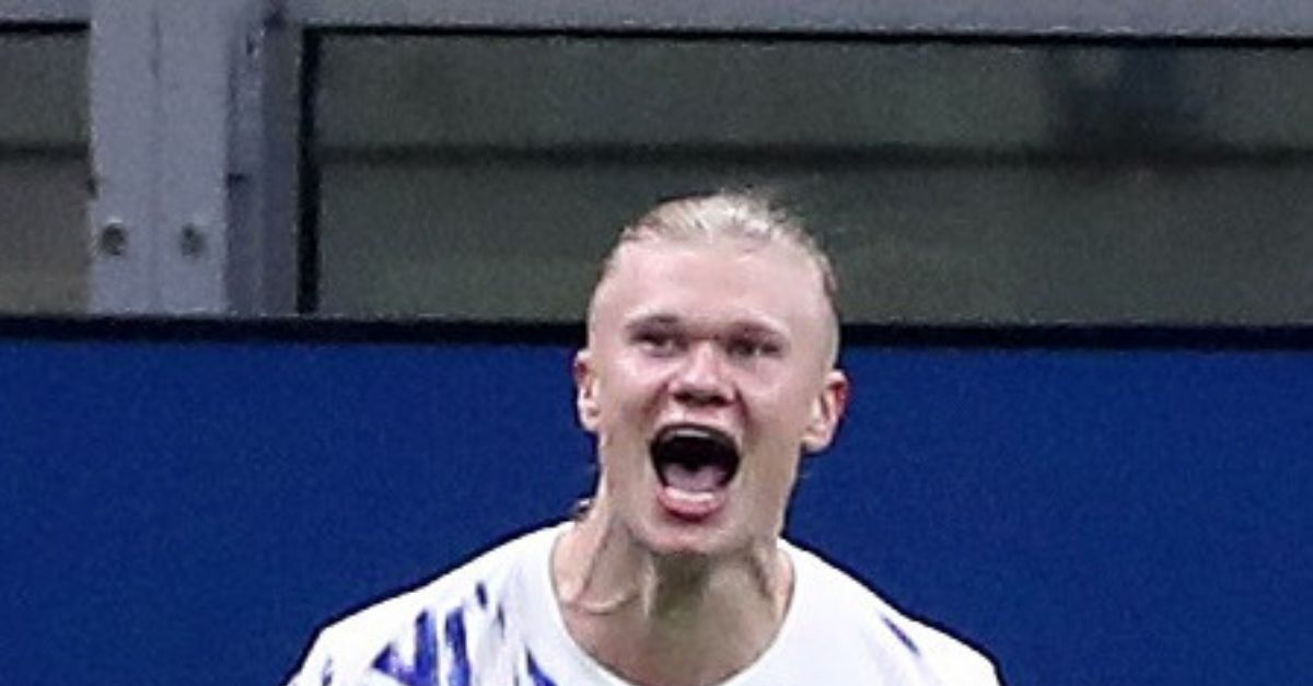 Italia Norvegia, Haaland provoca Mancini: “Mi ha dato motivazione toccandomi il sedere” Italia Norvegia, Haaland provoca Mancini: “Mi ha dato motivazione toccandomi il sedere”