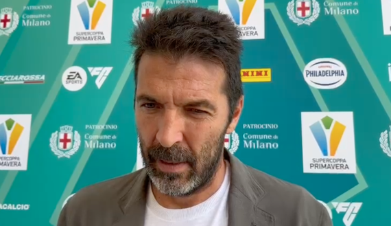 Buffon: “Esposito il bello del calcio italiano. Più forte di Toni alla sua età, mi sembra un…”- immagine 2