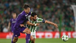 Conference, la Fiorentina cade 2-1 col Betis. Europa, vincono Tottenham e Man United