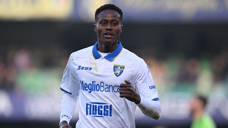 Demba Seck attaccante del Frosinone in prestito dal Torino