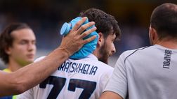 Napoli, 4 ore in ospedale per Kvaratskhelia dopo il cambio di ieri: come sta verso il Bologna