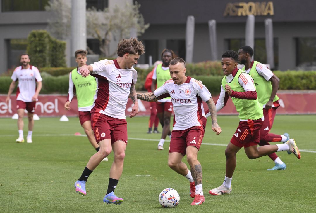 Trigoria, la seduta di allenamento in vista del Verona – FOTO GALLERY - immagine 11