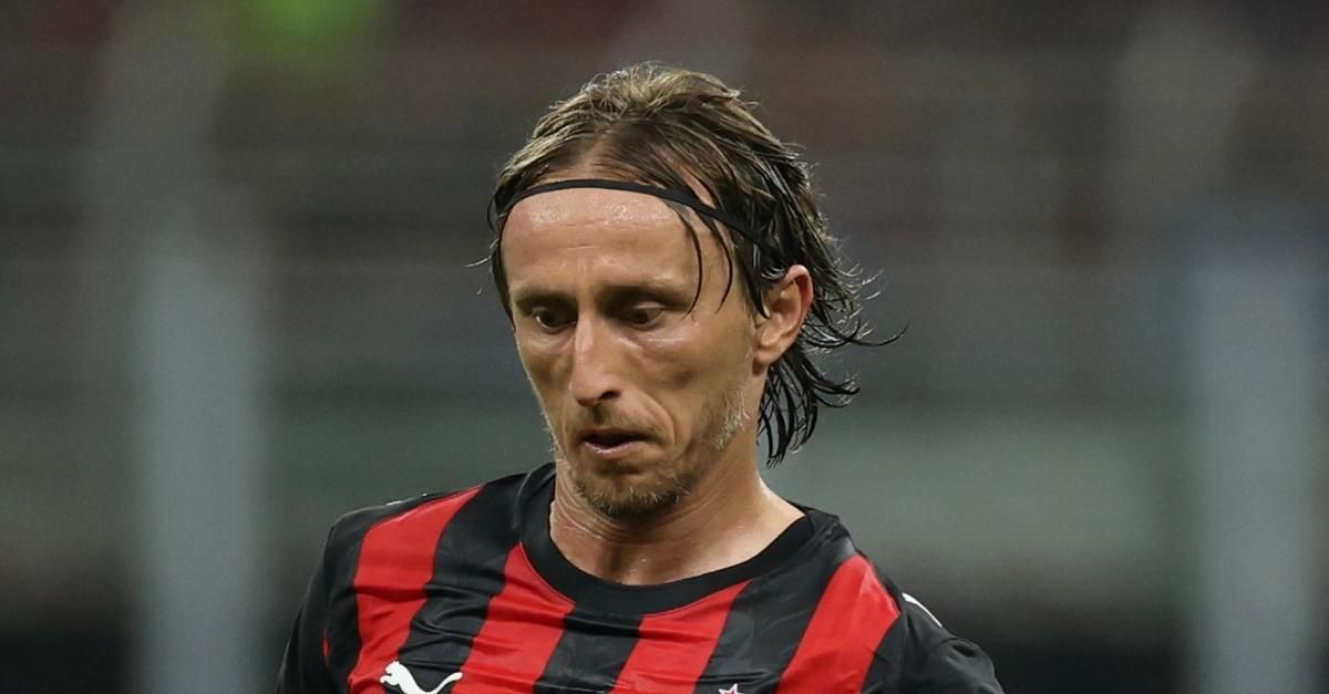 compleanno modric gli auguri social del milan per i 40 anni del croato