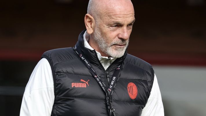 Stefano Pioli AC Milan allenamento Milanello