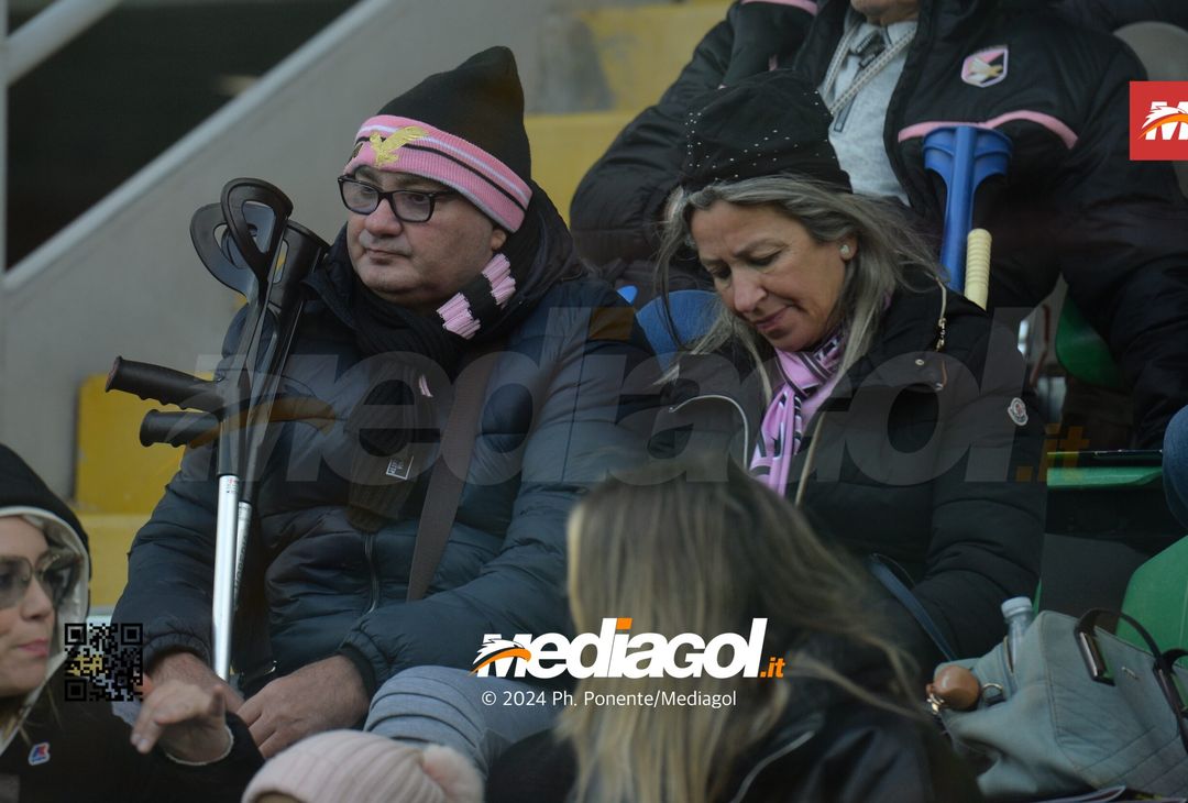 FOTOTIFO Palermo-Modena 4-2, gli scatti ai tifosi al “Renzo Barbera” (GALLERY) - immagine 56