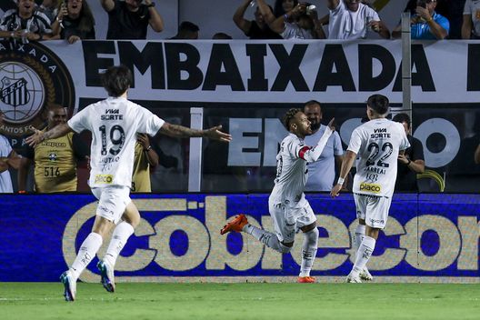 Neymar, serata dolceamara: torna al gol dopo 3 mesi ma commette fallo da rigore ed il Santos non vince- immagine 2