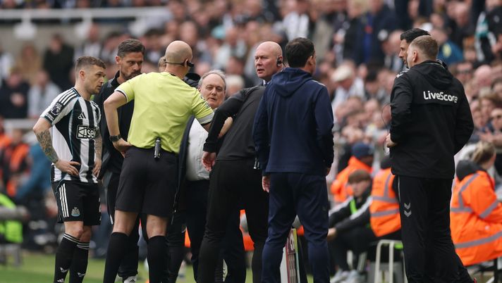 Premier League, in atto il protocollo anti-discriminazione: Newcastle-Sunderland viene sospesa - immagine 1