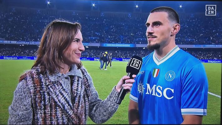 Elmas al 45′: “Sto cercando di fare bene per la squadra. Devo restare concentrato” Elmas al 45′: “Sto cercando di fare bene per la squadra. Devo restare concentrato” - immagine 1