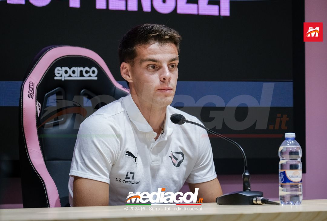 FOTO PALERMO, la presentazione di Niccolò Pierozzi in conferenza (Gallery) - immagine 14