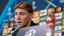 Hojlund: “Domani dobbiamo vincere. Posso giocare con Lukaku. Il suo ritorno è importante”