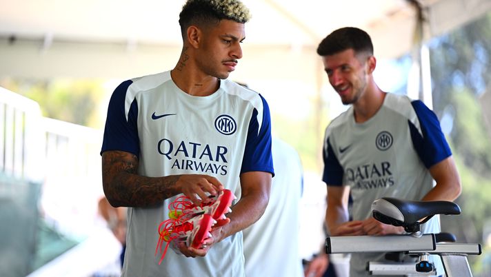 PASADENA, CALIFORNIA - 16 GIUGNO: Luis Henrique dell'FC Internazionale in azione durante la sessione di allenamento in vista della partita del Gruppo E della Coppa del Mondo per Club FIFA 2025 tra Monterrey e Inter allo stadio UCLA il 16 giugno 2025 a Los Angeles, California. (Foto di Mattia Ozbot - Inter/Inter tramite Getty Images) Prove generali per l’Inter del futuro: Sucic e Luis Henrique pronti al debutto - immagine 1