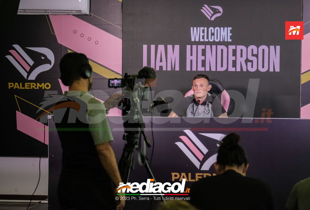 FOTO PALERMO, Liam Henderson presentato in conferenza stampa (GALLERY) - immagine 29