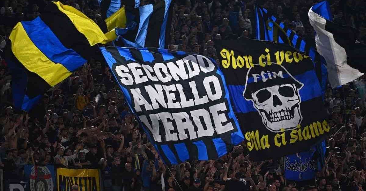 Pistocchi: “Rapporti con gli ultras? Lo sapevano tutti. Chi si scandalizza …” Pistocchi: “Rapporti con gli ultras? Lo sapevano tutti. Chi si scandalizza …”