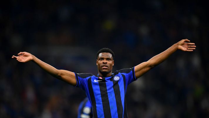 Denzel Dumfries compie oggi 28 anni: il messaggio di auguri dell’Inter - immagine 1