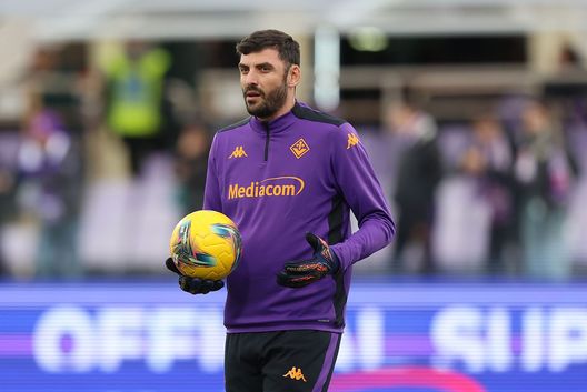 FIRENZE, ITALIA - 08 DICEMBRE: Pietro Terracciano portiere dell'ACF Fiorentina. (Photo by Gabriele Maltinti/Getty Images) Calciomercato, tutte le news del 16 luglio 2025- immagine 2