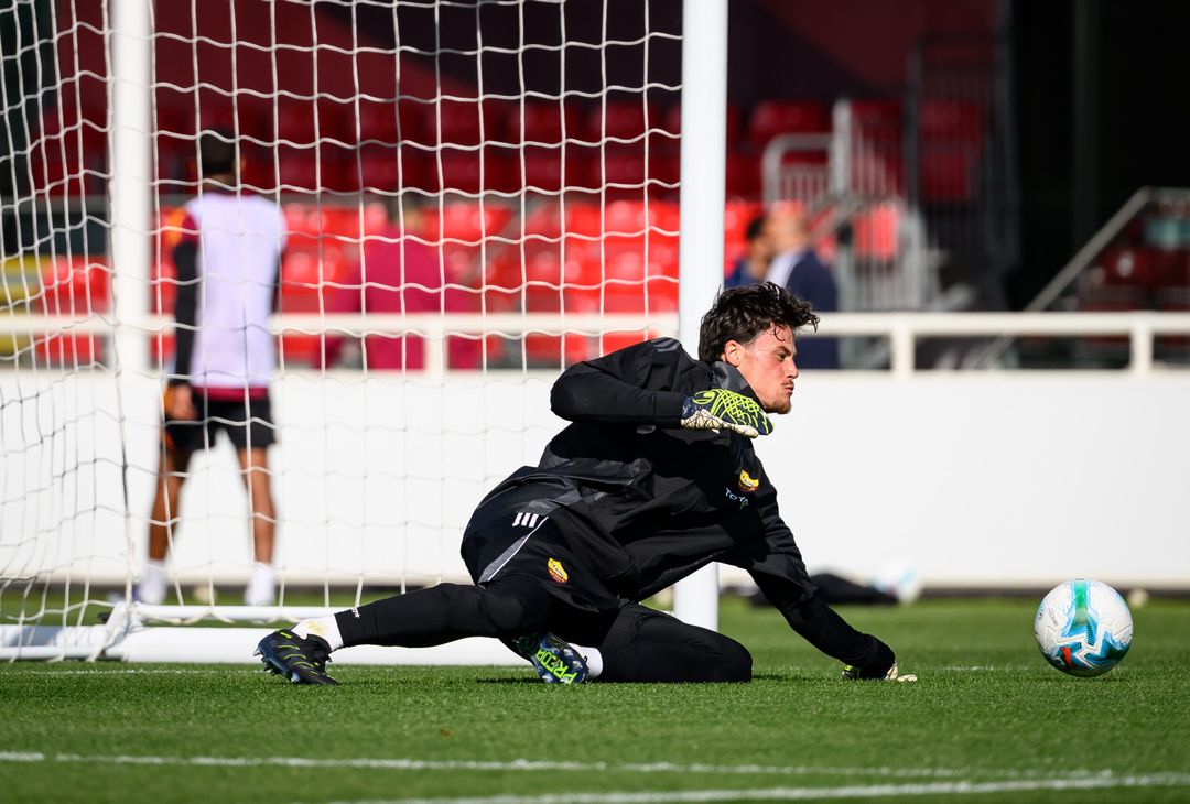 Roma, il secondo giorno di ritiro al St. George’s Park – FOTO GALLERY - immagine 16