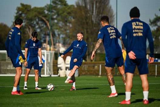 Social, Chirico protesta per Italia ad Appiano Gentile: Bruno Longhi lo demolisce così- immagine 3