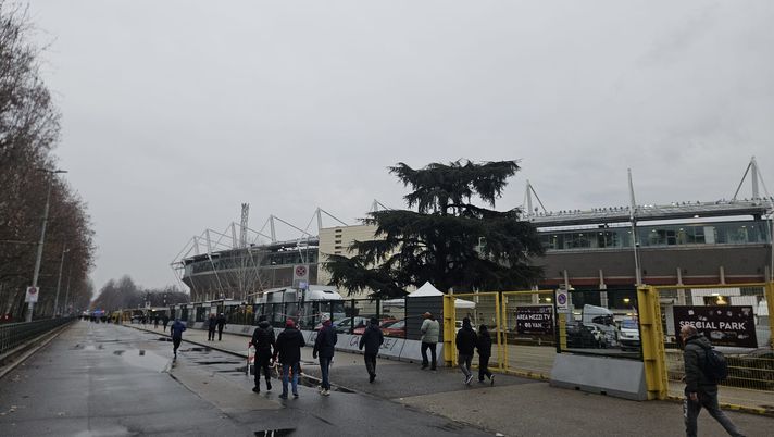 Torino-Roma, le ultime dai campi: si conclude il riscaldamento - immagine 1