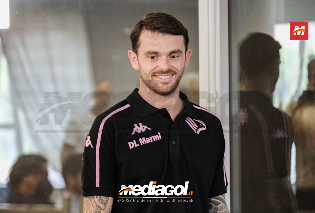 FOTO RITIRO PALERMO, Matteo Brunori in conferenza stampa (Gallery) - immagine 5