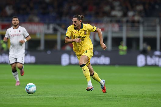 (Photo by Claudio Villa/AC Milan via Getty Images) rabiot-e-il-dettaglio-delle-scarpe-slacciate-cosa-c'è-dietro-curiosità-milan