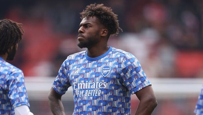 LONDON, ENGLAND - APRIL 23: Granit Xhaka and Nuno Tavares of Arsenal warm up prior to the Premier League match between Arsenal and Manchester United at Emirates Stadium on April 23, 2022 in London, England. (Photo by Catherine Ivill/Getty Images) Lazio, confermato l’arrivo di Nuno Tavares: fissate le visite mediche, poi la firma - immagine 1