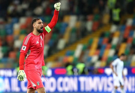 Udine, Italia - 14 ottobre 2025: Gianluigi Donnarumma, portiere e capitano dell'Italia. (Foto di Marco Luzzani/Getty Images) Moldavia-Italia, dove vedere la partita in diretta tv e streaming LIVE- immagine 3