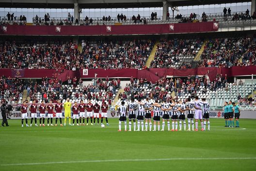 Minuto di silenzio Torino-Udinese | La photogallery della gara: i momenti salienti- immagine 2