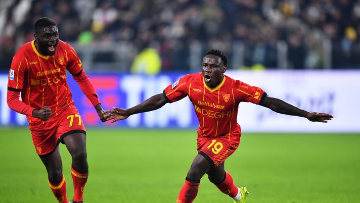 TURIN, ITALY - JANUARY 03: Lameck Banda of US Lecce celebrates scoring his team's first goal during the Serie A match between Juventus FC and US Lecce at on January 03, 2026 in Turin, Italy. (Photo by Valerio Pennicino/Getty Images) Lecce Parma dove vedere