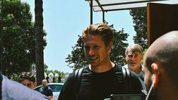 La gioia di De Bruyne sui social: “Napoli, sono qui!” – LA FOTOGALLERY