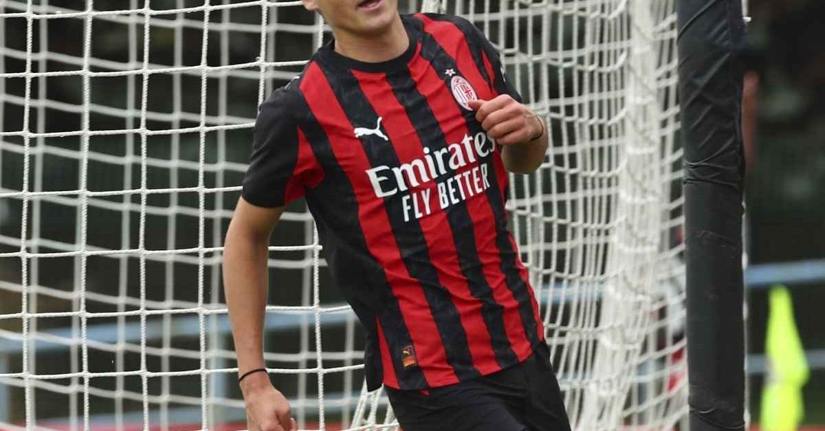 Milan Entella, parla Borsani: “Bellissimo giocare con chi milita in Serie A. Su Pulisic, Jashari e Fofana …” Milan Entella, parla Borsani: “Bellissimo giocare con chi milita in Serie A. Su Pulisic, Jashari e Fofana …”