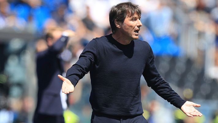 PISA, ITALY - MAY 17: Antonio Conte manager of SSC Napoli reacts during the Serie A match between Pisa SC and SSC Napoli at Arena Garibaldi on May 17, 2026 in Pisa, Italy. (Photo by Gabriele Maltinti/Getty Images) conte fenerbahce