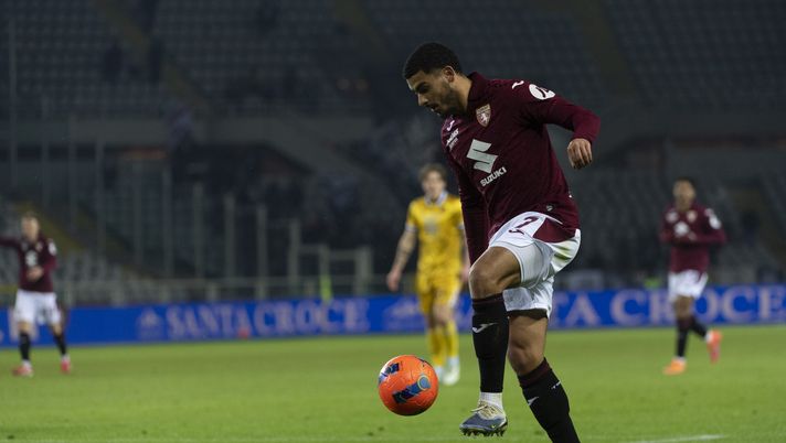 TURIN, ITALY - JANUARY 7: Zakaria Aboukhlal of Torino FC in action during the Serie A match between Torino FC and Udinese Calcio at Stadio Olimpico di Torino on January 7, 2026 in Turin, Italy. (Photo by Stefano Guidi - Torino FC/Torino FC 1906 via Getty Images) Tanti auguri ad Aboukhlal: il numero 7 compie 26 anni - immagine 1
