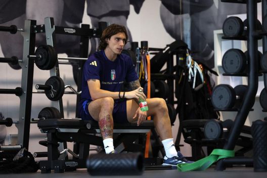 Sky – Italia: Bastoni, allenamento di oggi determinante. Calafiori e Mancini recuperano- immagine 2