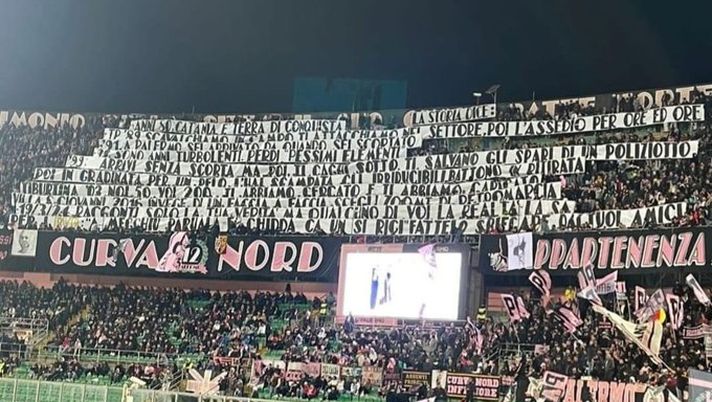 Striscioni, nel derby fra Palermo e Catania ci va di mezzo il Borussia Dortmund: in dialetto siculo… - immagine 1