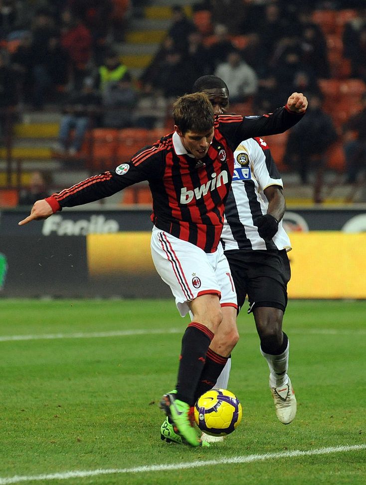 Un olandese del Milan non realizzava una doppietta da 14 anni…