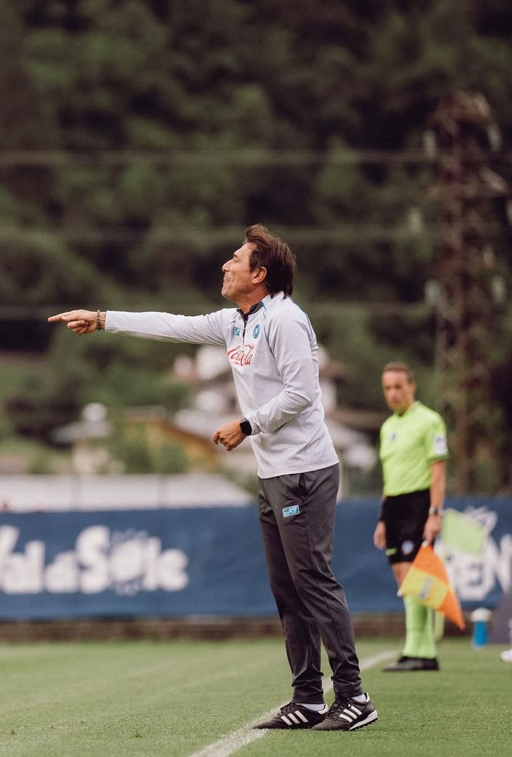 Napoli avanti 2-0 col Catanzaro