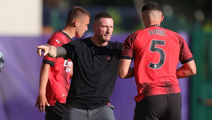 BAGNO A RIPOLI, ITALY - MAY 25: Ignazio Abate manager of AC Milan U19 reacts during the Primavera 1 Final Four match between SS Lazio U19 and AC Milan U19 on May 25, 2024 in Bagno a Ripoli, Italy. (Photo by Gabriele Maltinti - AC Milan/AC Milan via Getty Images)  La Ternana attende il Milan Futuro: per Abate è “Derby del cuore” - immagine 1