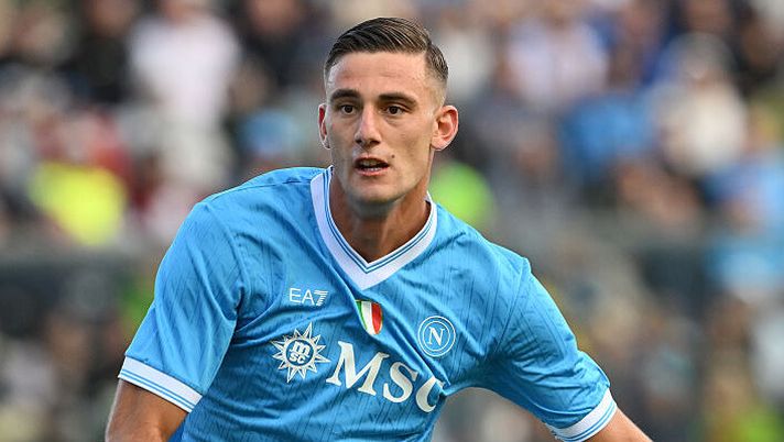 Lucca e il dualismo con Hojlund, poi tornerà Lukaku: prezzo, gestione all’asta e l’errore da non fare - immagine 1