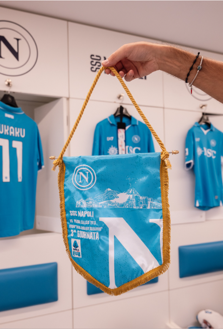 GALLERY La maglia di Lukaku debutta nello spogliatoio del Maradona- immagine 1